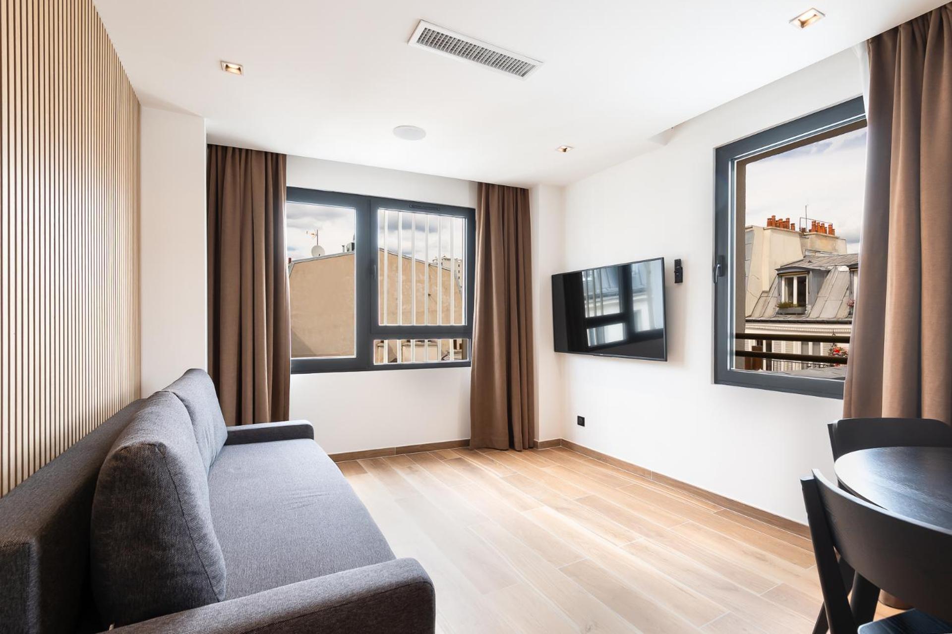 Les Suites Hcr Paris Exteriör bild